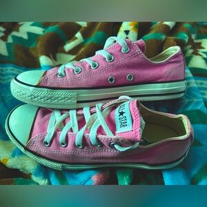 Converse Chuck Taylor All Star Lift Lo Sneaker Girls Size 3 LIKE NEW!